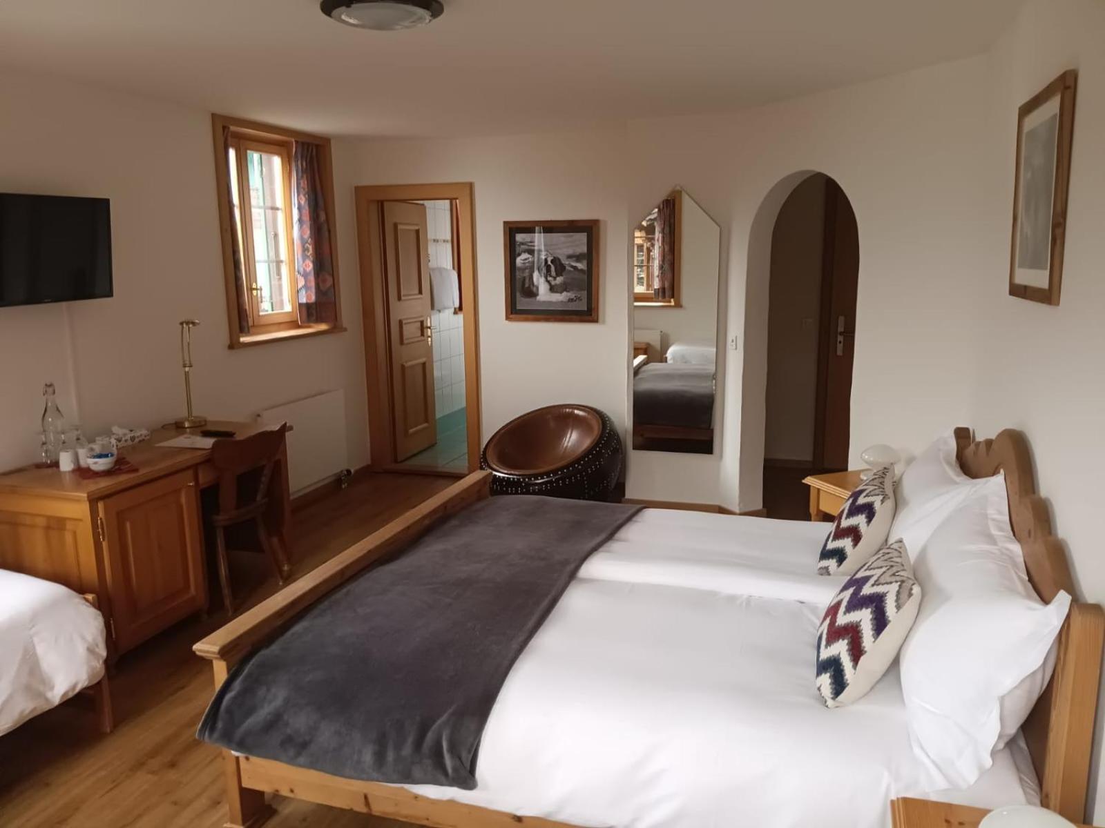 Hotel De Commune Ґштад Екстер'єр фото